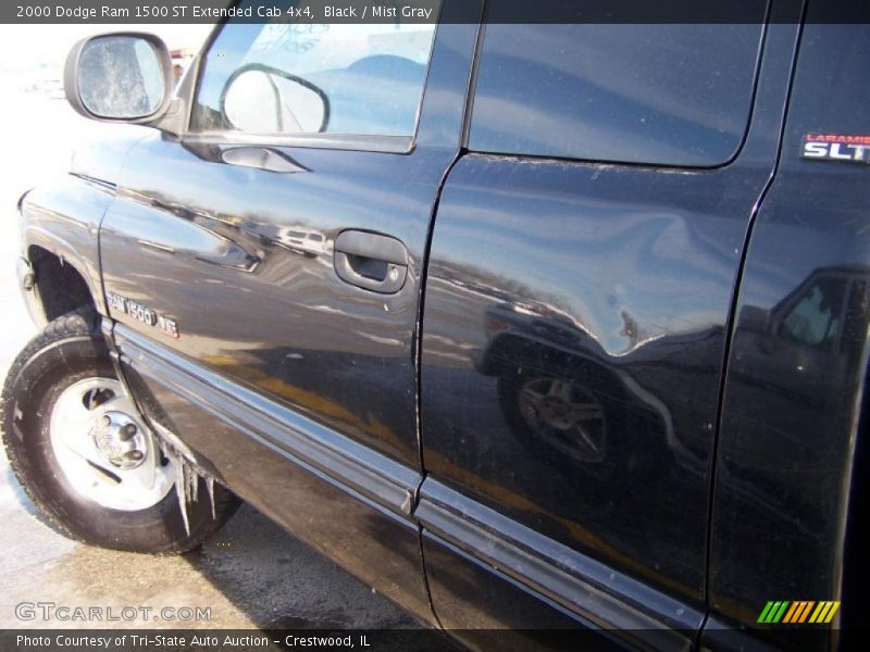 Black / Mist Gray 2000 Dodge Ram 1500 ST Extended Cab 4x4