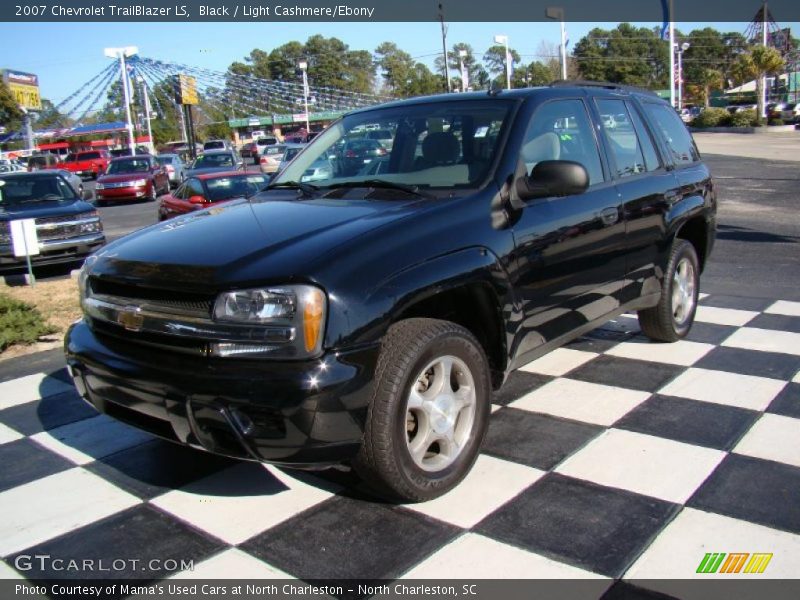 Black / Light Cashmere/Ebony 2007 Chevrolet TrailBlazer LS