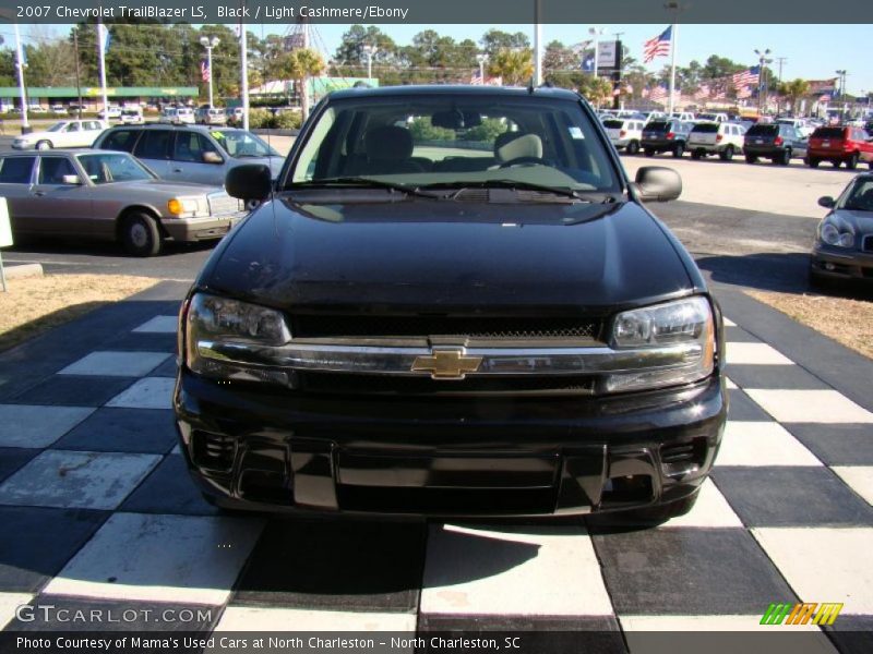 Black / Light Cashmere/Ebony 2007 Chevrolet TrailBlazer LS
