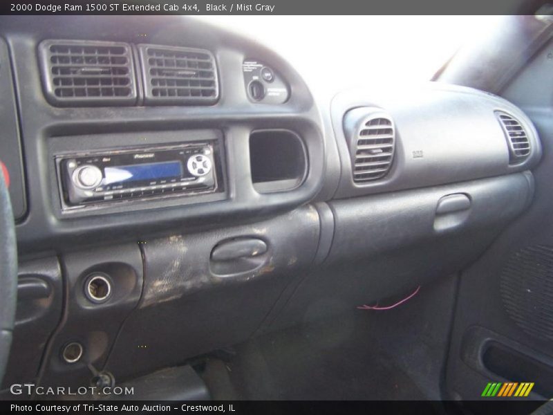 Black / Mist Gray 2000 Dodge Ram 1500 ST Extended Cab 4x4