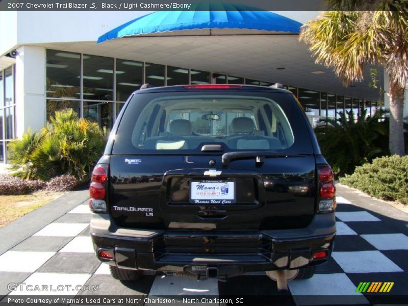 Black / Light Cashmere/Ebony 2007 Chevrolet TrailBlazer LS