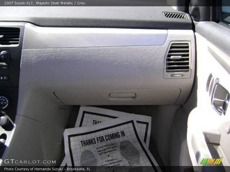 Majestic Silver Metallic / Grey 2007 Suzuki XL7