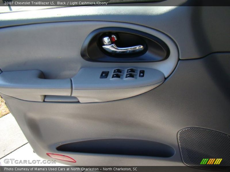 Black / Light Cashmere/Ebony 2007 Chevrolet TrailBlazer LS