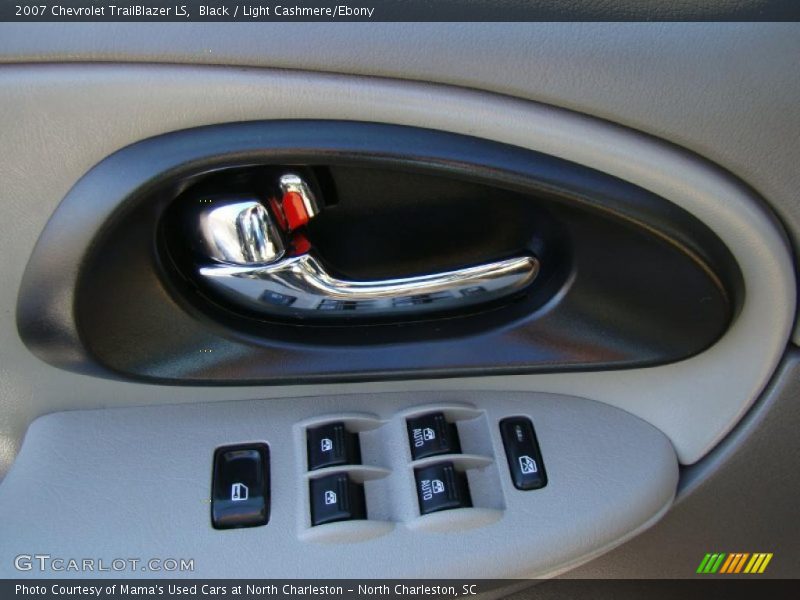 Black / Light Cashmere/Ebony 2007 Chevrolet TrailBlazer LS