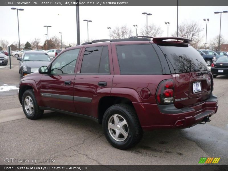 Majestic Red Metallic / Medium Pewter 2004 Chevrolet TrailBlazer LS 4x4