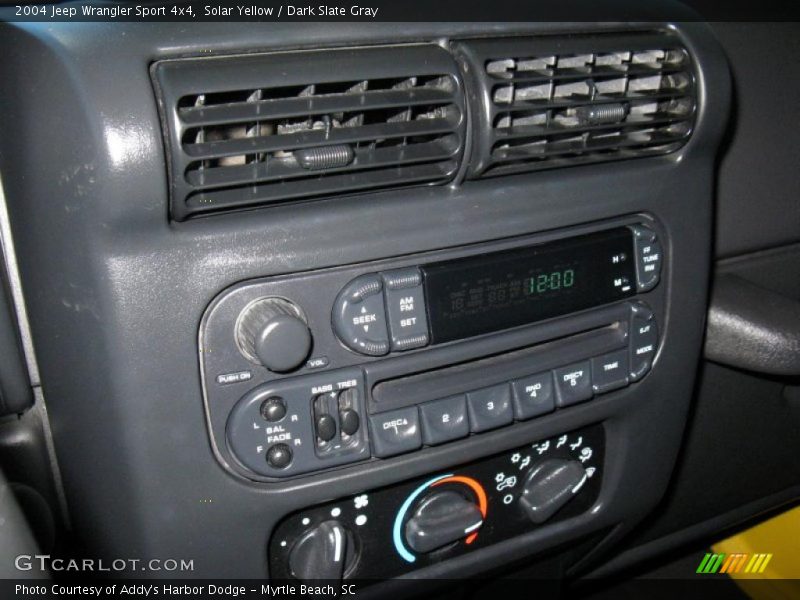 Solar Yellow / Dark Slate Gray 2004 Jeep Wrangler Sport 4x4
