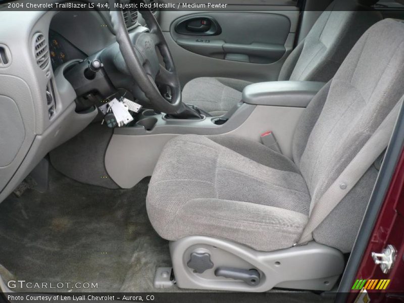 Majestic Red Metallic / Medium Pewter 2004 Chevrolet TrailBlazer LS 4x4