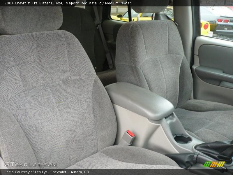 Majestic Red Metallic / Medium Pewter 2004 Chevrolet TrailBlazer LS 4x4