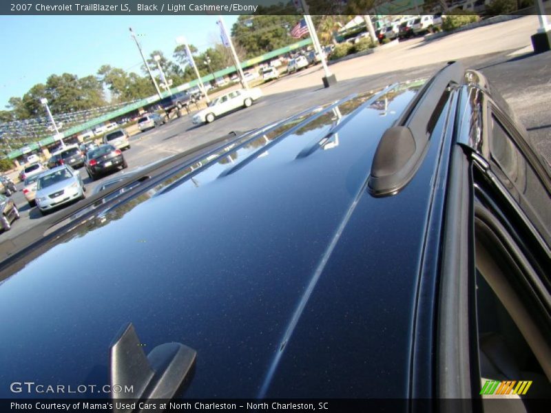 Black / Light Cashmere/Ebony 2007 Chevrolet TrailBlazer LS