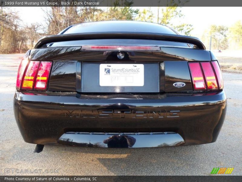 Black / Dark Charcoal 1999 Ford Mustang V6 Coupe