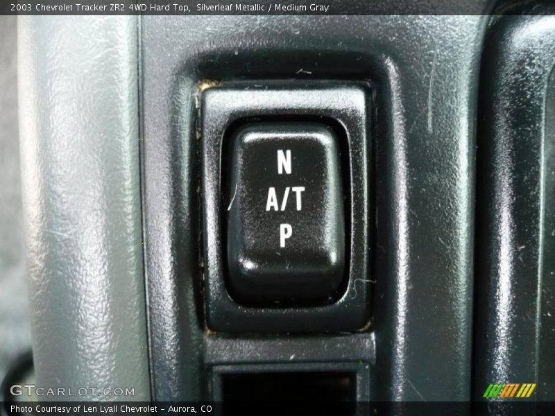 Silverleaf Metallic / Medium Gray 2003 Chevrolet Tracker ZR2 4WD Hard Top