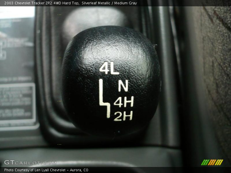 Silverleaf Metallic / Medium Gray 2003 Chevrolet Tracker ZR2 4WD Hard Top