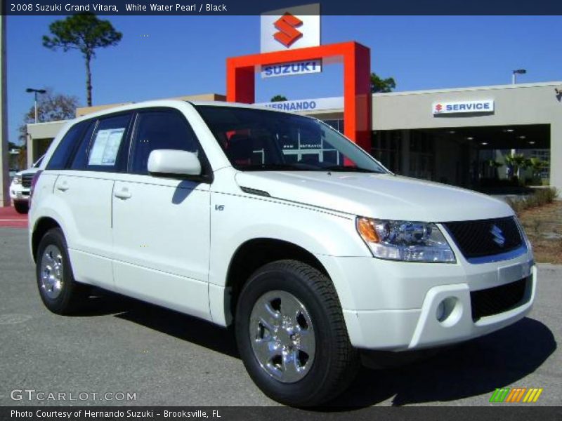 White Water Pearl / Black 2008 Suzuki Grand Vitara