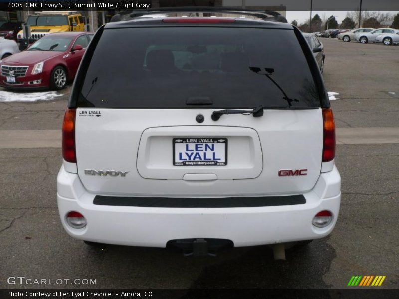 Summit White / Light Gray 2005 GMC Envoy SLE