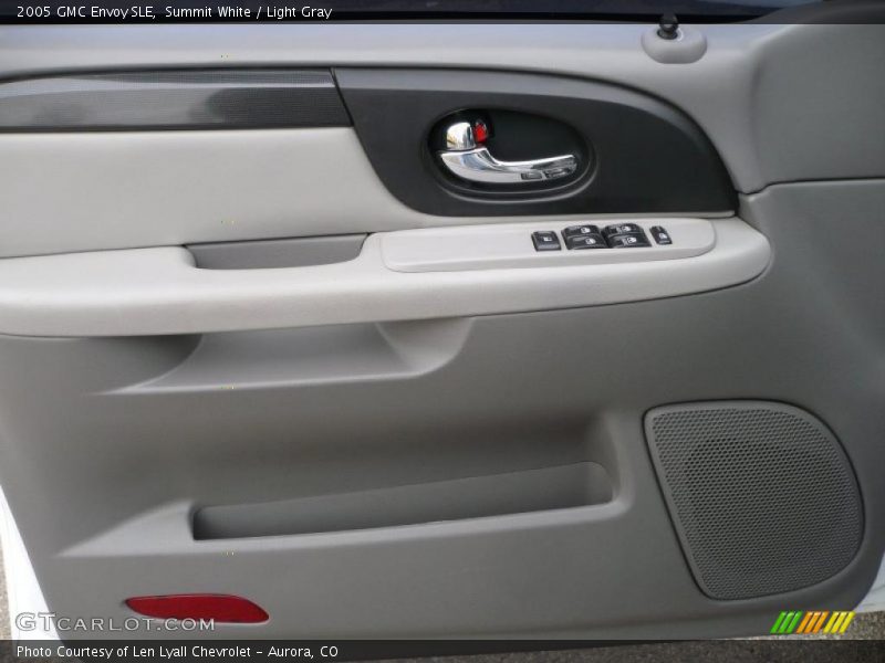 Summit White / Light Gray 2005 GMC Envoy SLE