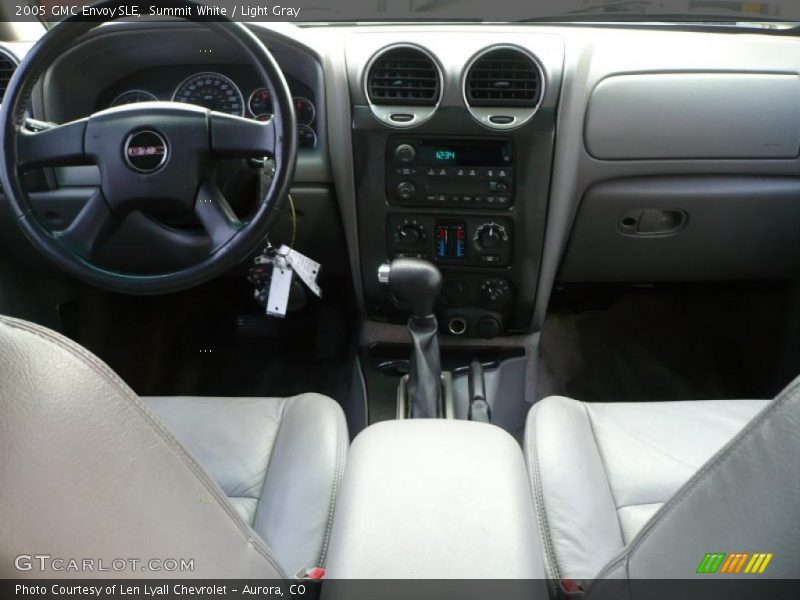 Summit White / Light Gray 2005 GMC Envoy SLE