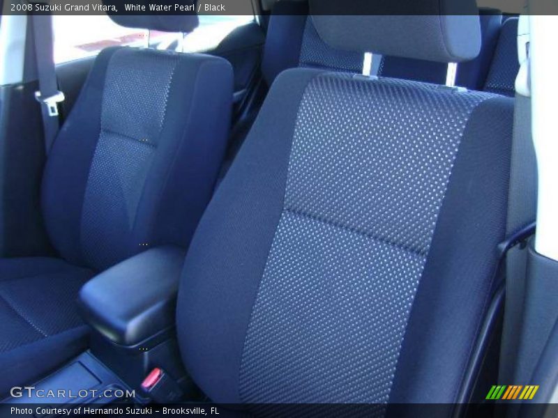 White Water Pearl / Black 2008 Suzuki Grand Vitara