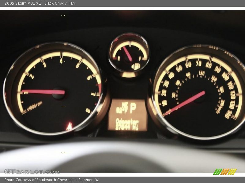 Black Onyx / Tan 2009 Saturn VUE XE