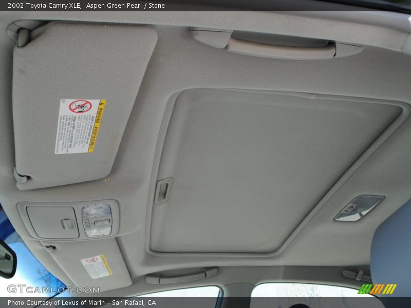 Aspen Green Pearl / Stone 2002 Toyota Camry XLE