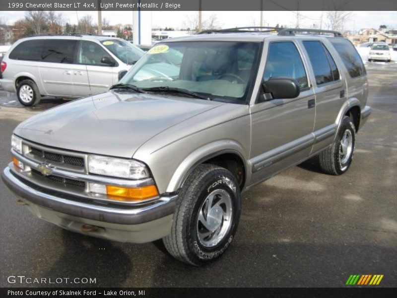 Light Pewter Metallic / Beige 1999 Chevrolet Blazer LT 4x4