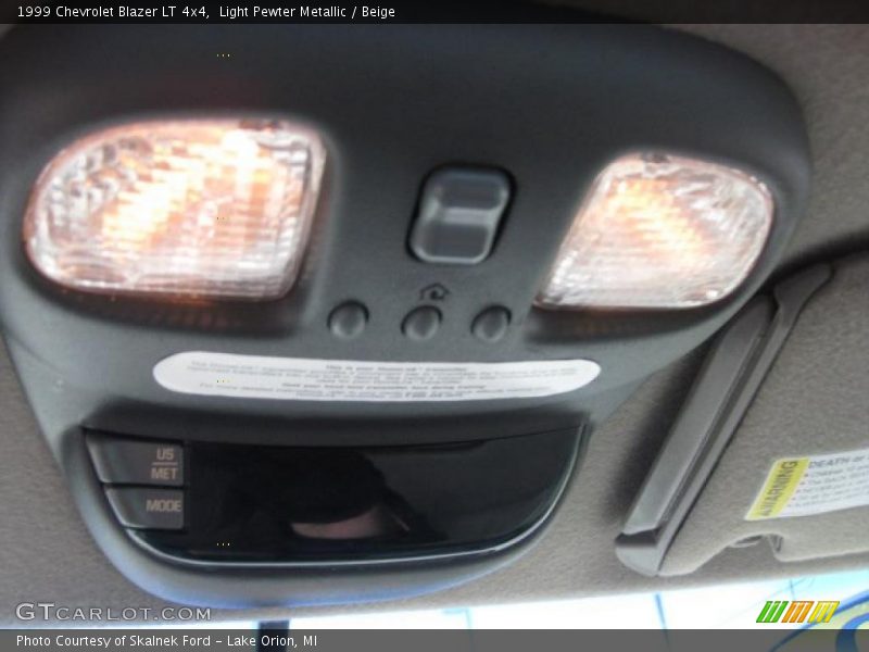 Light Pewter Metallic / Beige 1999 Chevrolet Blazer LT 4x4