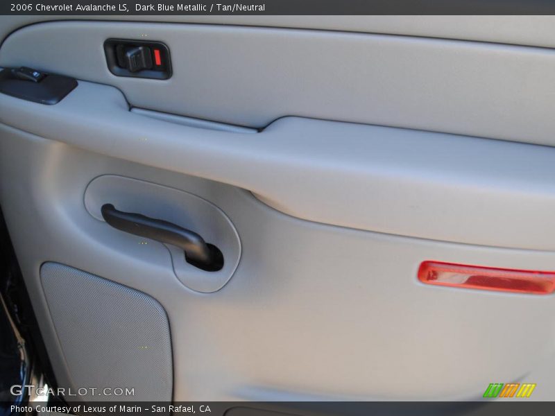 Dark Blue Metallic / Tan/Neutral 2006 Chevrolet Avalanche LS