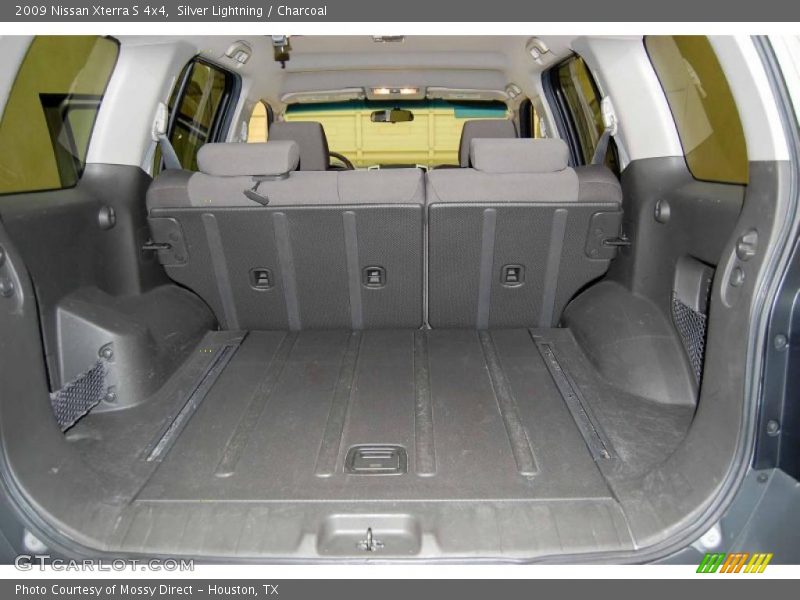 Silver Lightning / Charcoal 2009 Nissan Xterra S 4x4