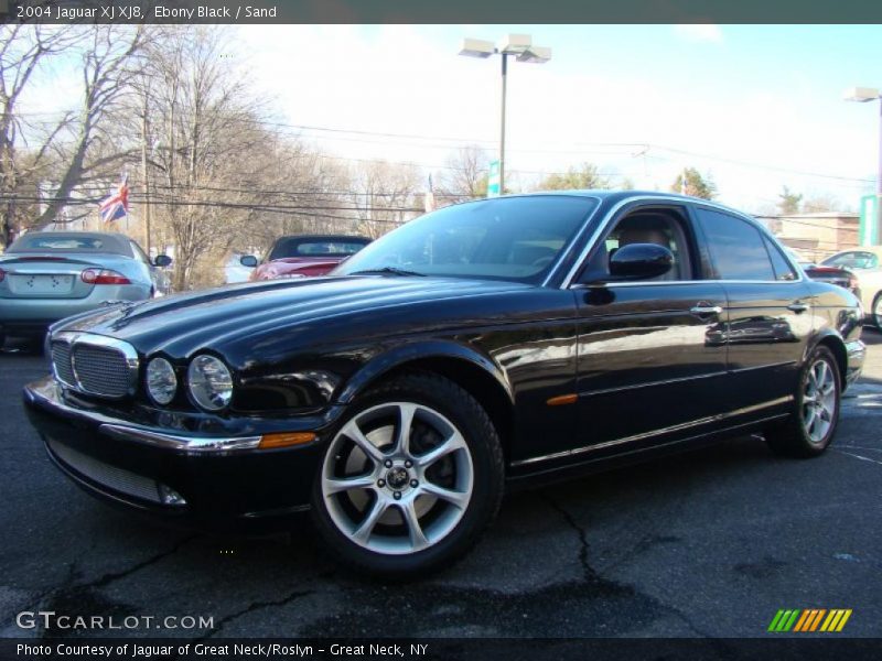 Ebony Black / Sand 2004 Jaguar XJ XJ8