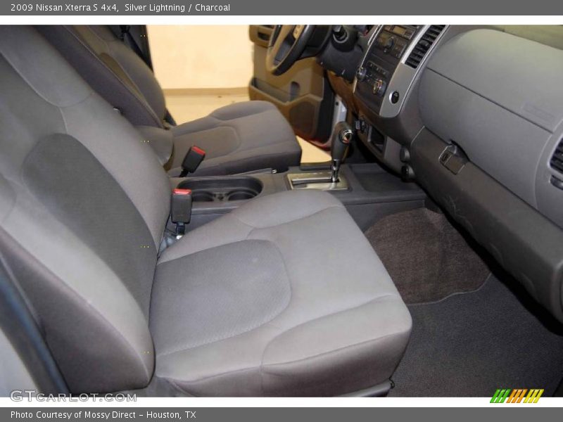 Silver Lightning / Charcoal 2009 Nissan Xterra S 4x4