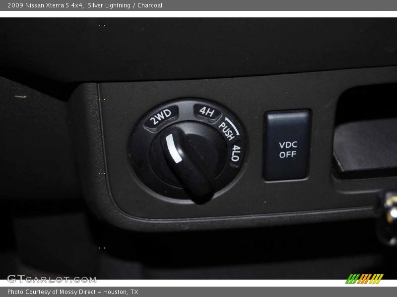 Silver Lightning / Charcoal 2009 Nissan Xterra S 4x4