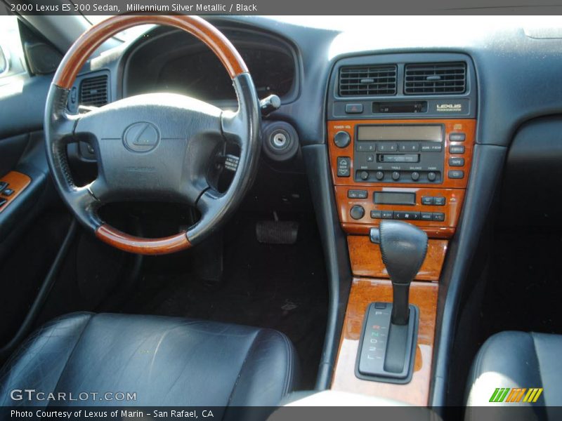 Millennium Silver Metallic / Black 2000 Lexus ES 300 Sedan