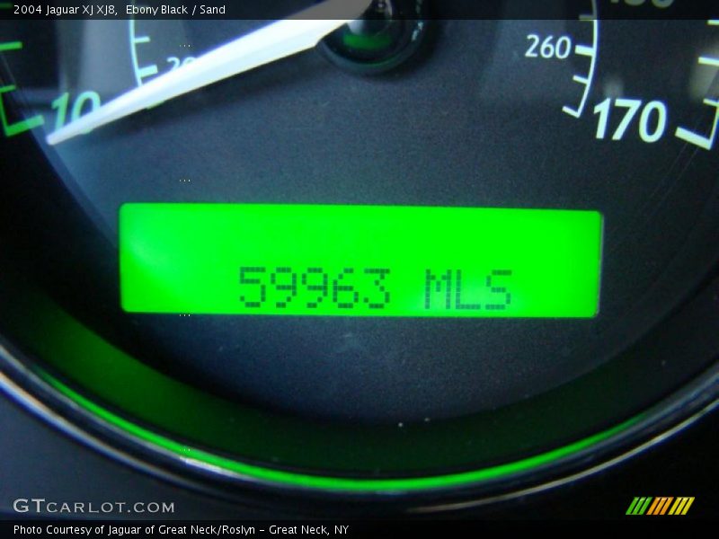 Ebony Black / Sand 2004 Jaguar XJ XJ8