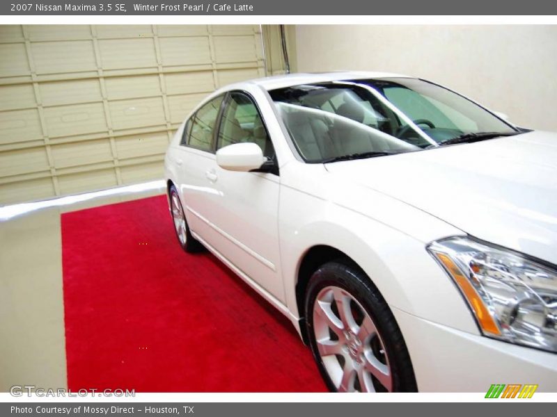 Winter Frost Pearl / Cafe Latte 2007 Nissan Maxima 3.5 SE