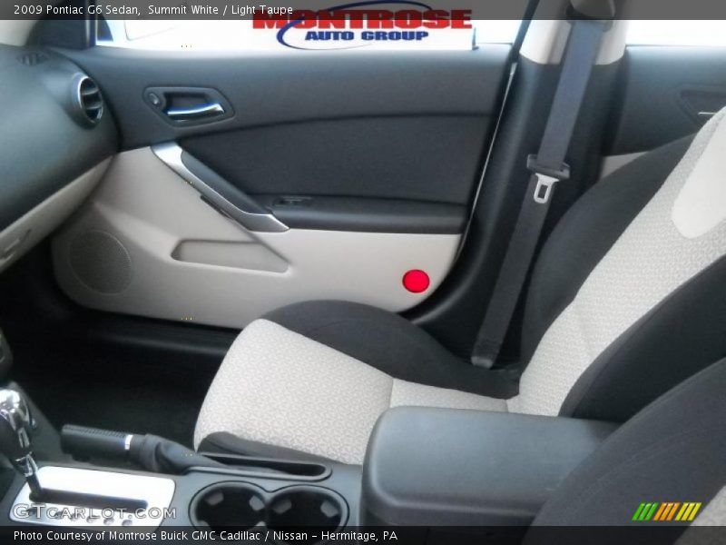 Summit White / Light Taupe 2009 Pontiac G6 Sedan