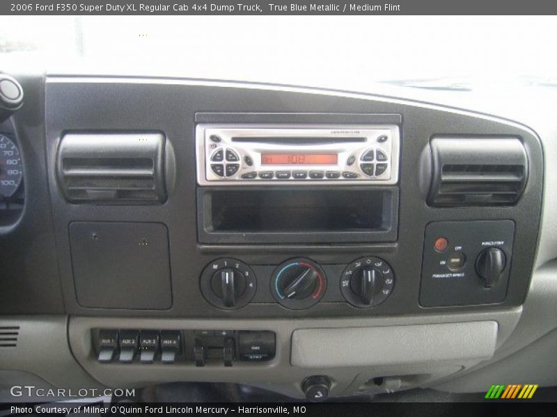 True Blue Metallic / Medium Flint 2006 Ford F350 Super Duty XL Regular Cab 4x4 Dump Truck