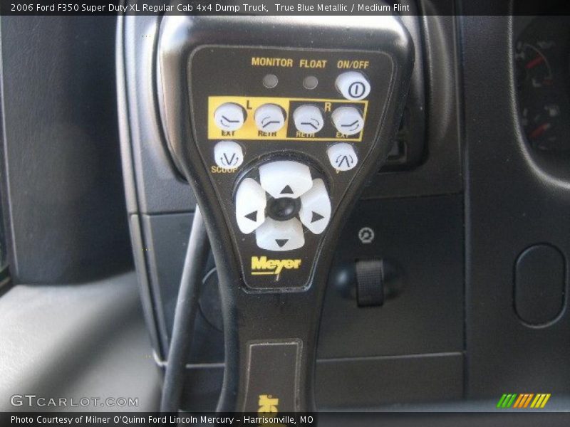 True Blue Metallic / Medium Flint 2006 Ford F350 Super Duty XL Regular Cab 4x4 Dump Truck