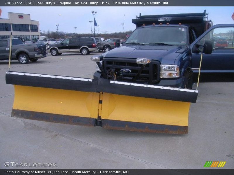 True Blue Metallic / Medium Flint 2006 Ford F350 Super Duty XL Regular Cab 4x4 Dump Truck