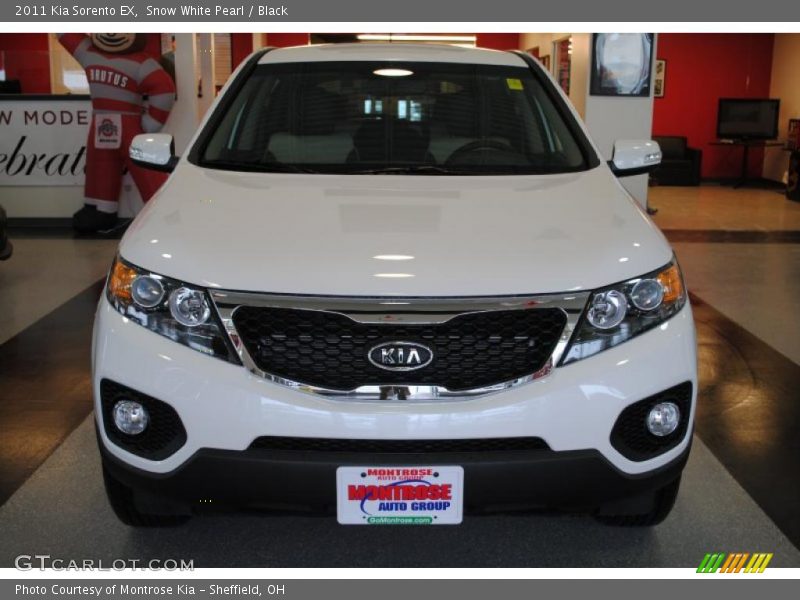 Snow White Pearl / Black 2011 Kia Sorento EX