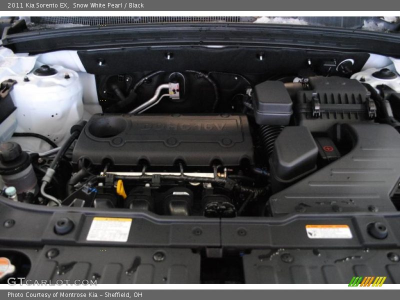 Snow White Pearl / Black 2011 Kia Sorento EX