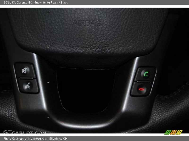 Snow White Pearl / Black 2011 Kia Sorento EX