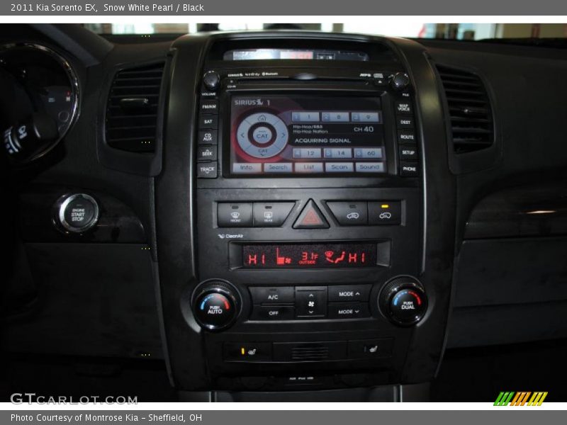 Snow White Pearl / Black 2011 Kia Sorento EX