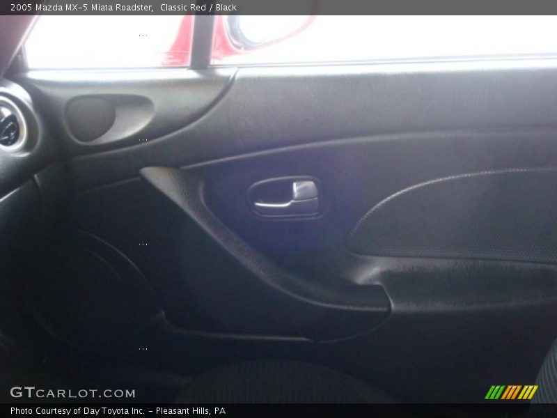 Classic Red / Black 2005 Mazda MX-5 Miata Roadster