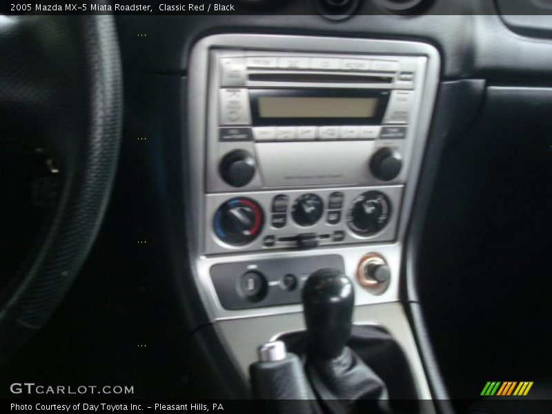 Classic Red / Black 2005 Mazda MX-5 Miata Roadster