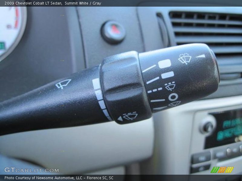 Summit White / Gray 2009 Chevrolet Cobalt LT Sedan