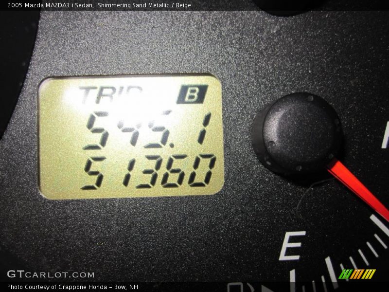 Shimmering Sand Metallic / Beige 2005 Mazda MAZDA3 i Sedan