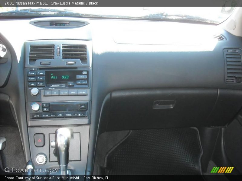 Gray Lustre Metallic / Black 2001 Nissan Maxima SE