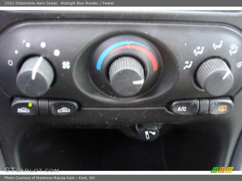 Midnight Blue Metallic / Pewter 2001 Oldsmobile Alero Sedan