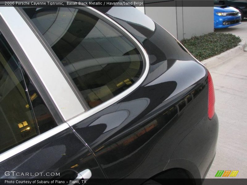 Basalt Black Metallic / Havanna/Sand Beige 2006 Porsche Cayenne Tiptronic