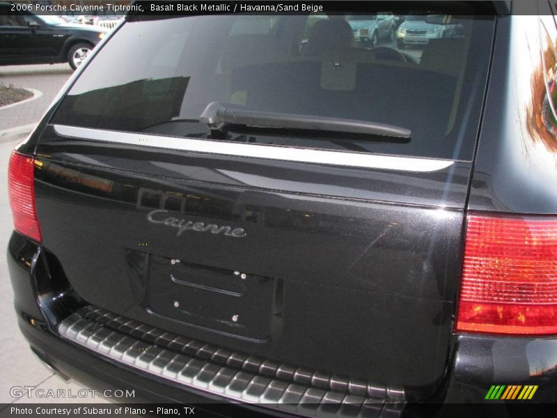 Basalt Black Metallic / Havanna/Sand Beige 2006 Porsche Cayenne Tiptronic