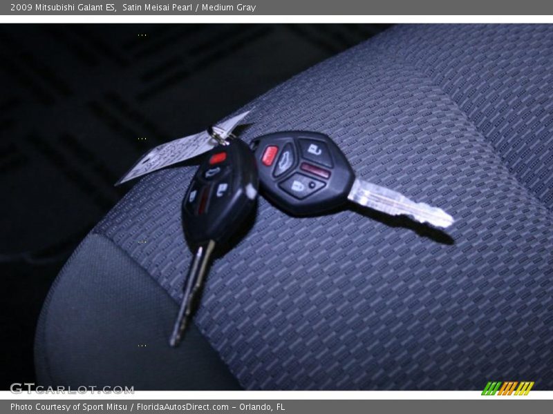 Satin Meisai Pearl / Medium Gray 2009 Mitsubishi Galant ES
